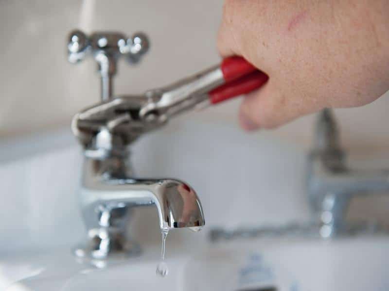 Dripping taps repair in Dubai