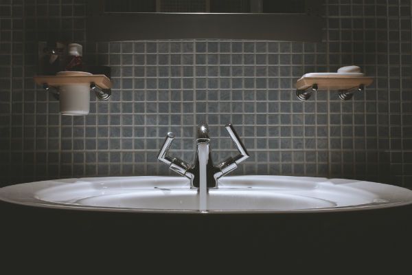 How to increase water pressure in the bathroom