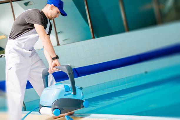 Swimming Pool Water Treatment Service